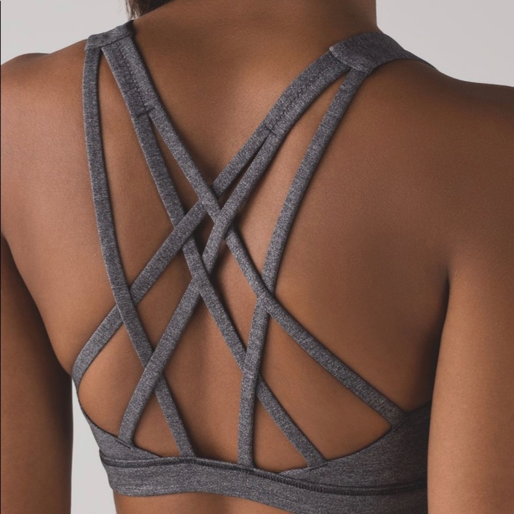 Lululemon Free to be Serene Sports Bra